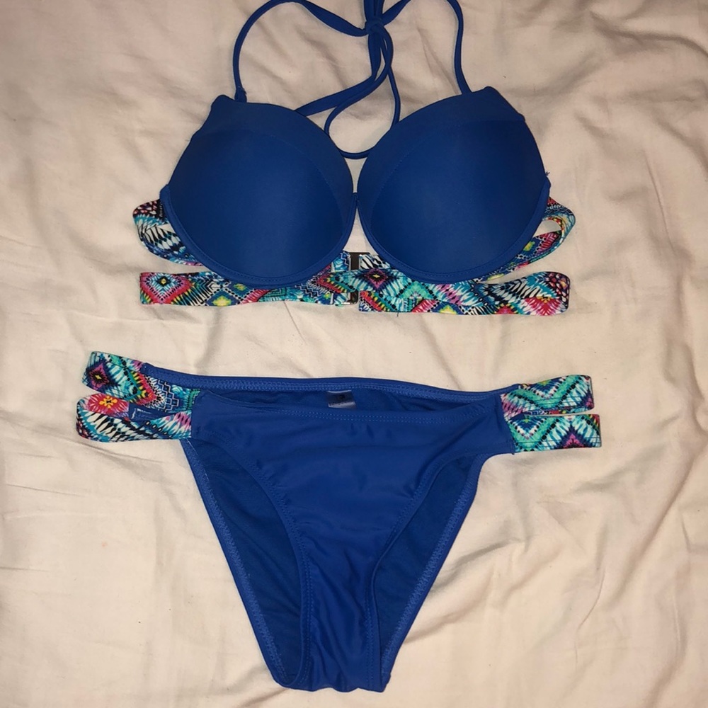 BLUE MULTICOLOR BIKINI